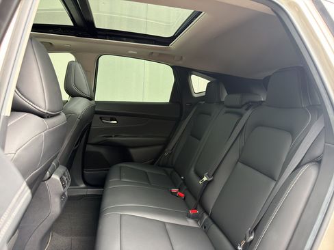 Used 2025 Nissan Murano SL AWD/4WD image 14