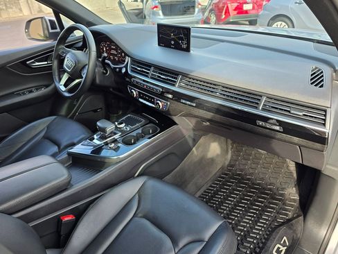 Used 2019 Audi Q7 3.0T Prestige w/ Prestige Package image 15