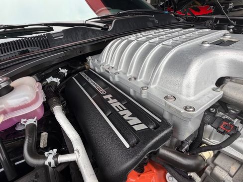 Used 2019 Dodge Challenger SRT Hellcat w/ Laguna Leather Package RWD image 6