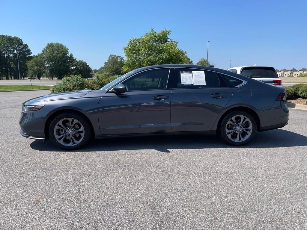 Used 2023 Honda Accord EX image 4