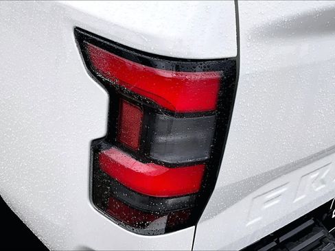 Certified 2023 Nissan Frontier SV w/ Tow Package image 27