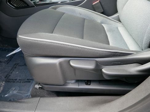 Used 2025 Chevrolet TrailBlazer LS w/ LS Convenience Package image 10