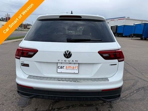 Used 2022 Volkswagen Tiguan SE AWD/4WD image 6