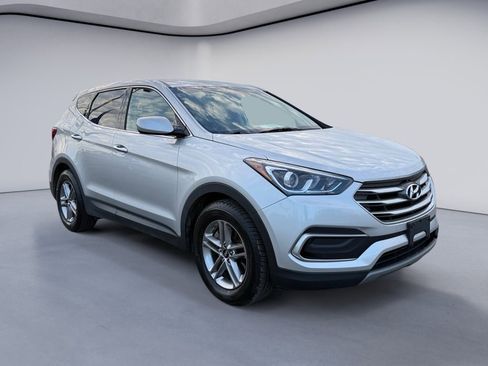 Used 2018 Hyundai Santa Fe Sport image 5