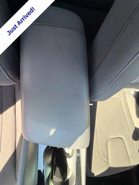 Used 2025 Hyundai Elantra SEL FWD image 24