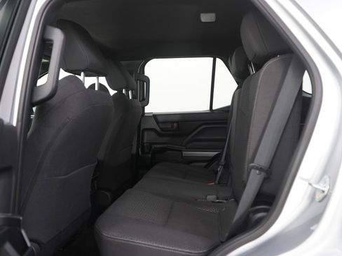 Used 2025 Toyota 4Runner SR5 AWD/4WD image 17