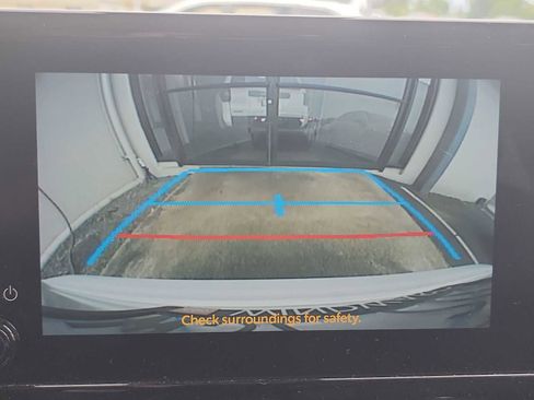 Used 2023 Toyota Corolla LE image 18