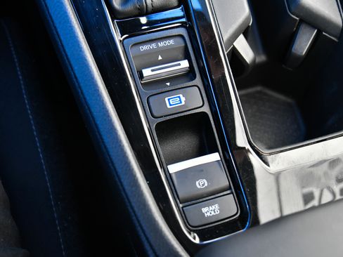 Used 2023 Honda Accord Sport image 28