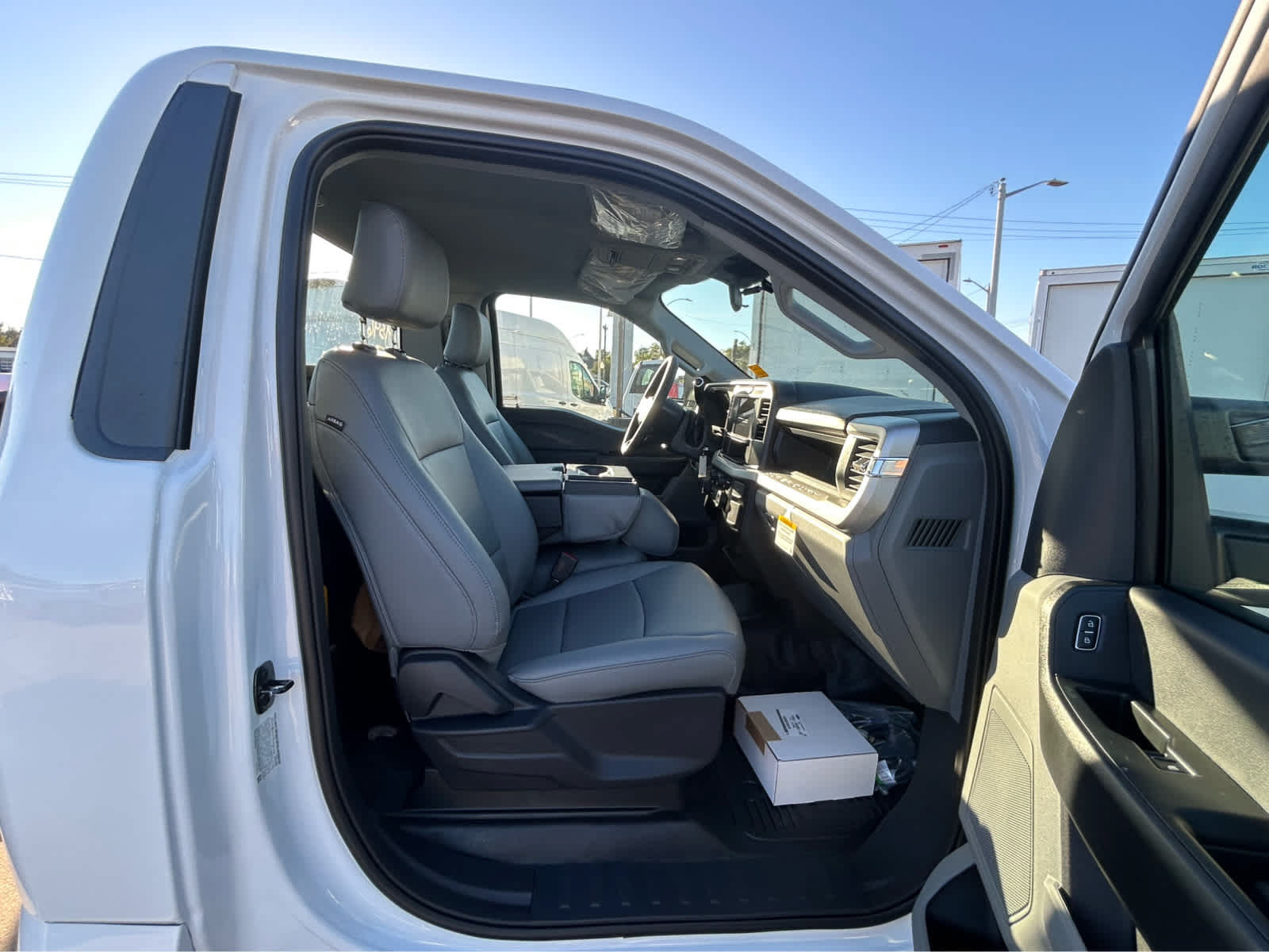New 2027 Ford F350 XL w/ XL Chrome Package AWD/4WD image 5