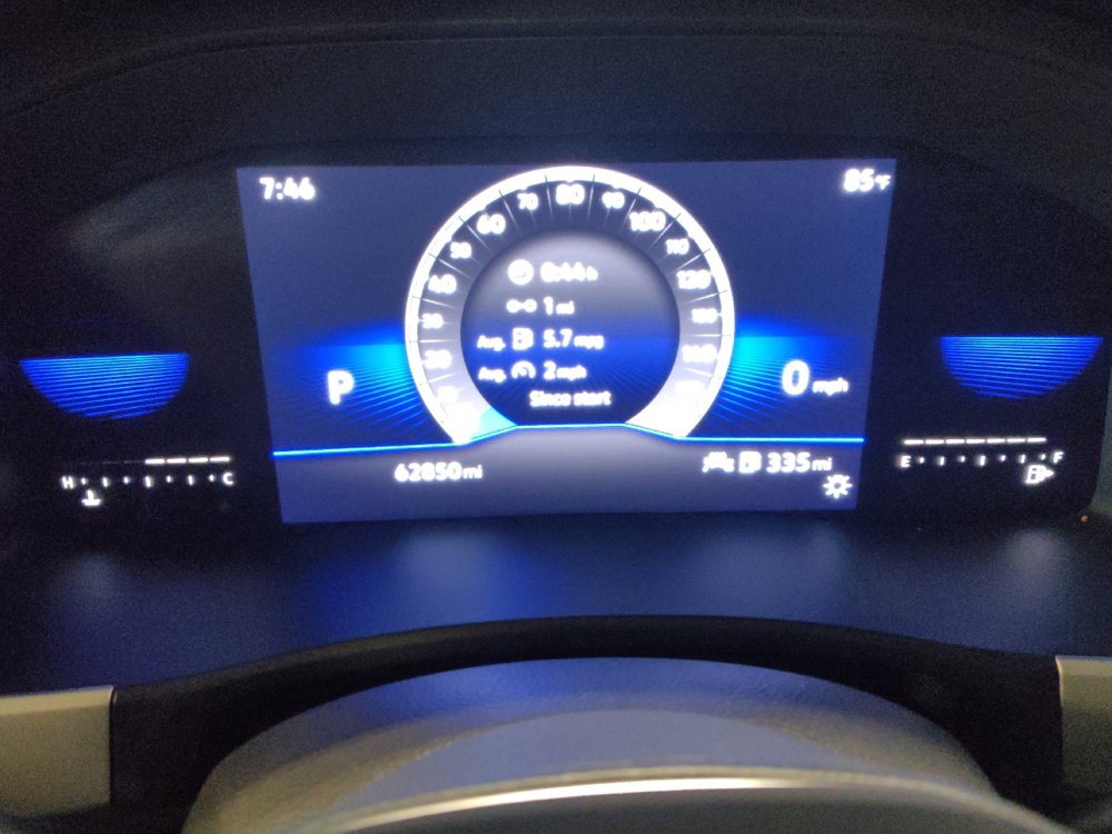 Used 2022 Volkswagen Atlas Cross Sport SE FWD image 23