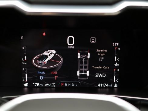 Used 2023 GMC Canyon Elevation w/ Convenience Package image 12