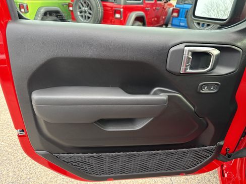 New 2026 Jeep Wrangler Sport AWD/4WD image 10