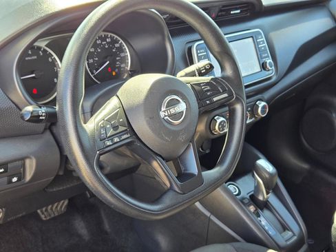 Used 2025 Nissan Kicks Play S FWD image 12