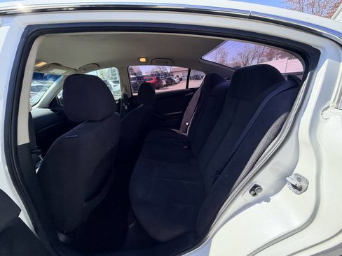 Used 2007 Nissan Altima Hybrid Sedan w/ Convenience Pkg image 34