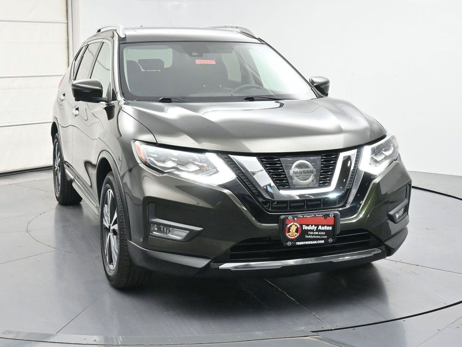 Used 2017 Nissan Rogue SL w/ SL Premium Package AWD/4WD image 26