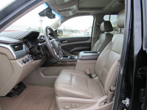 Used 2016 Chevrolet Tahoe LT image 9