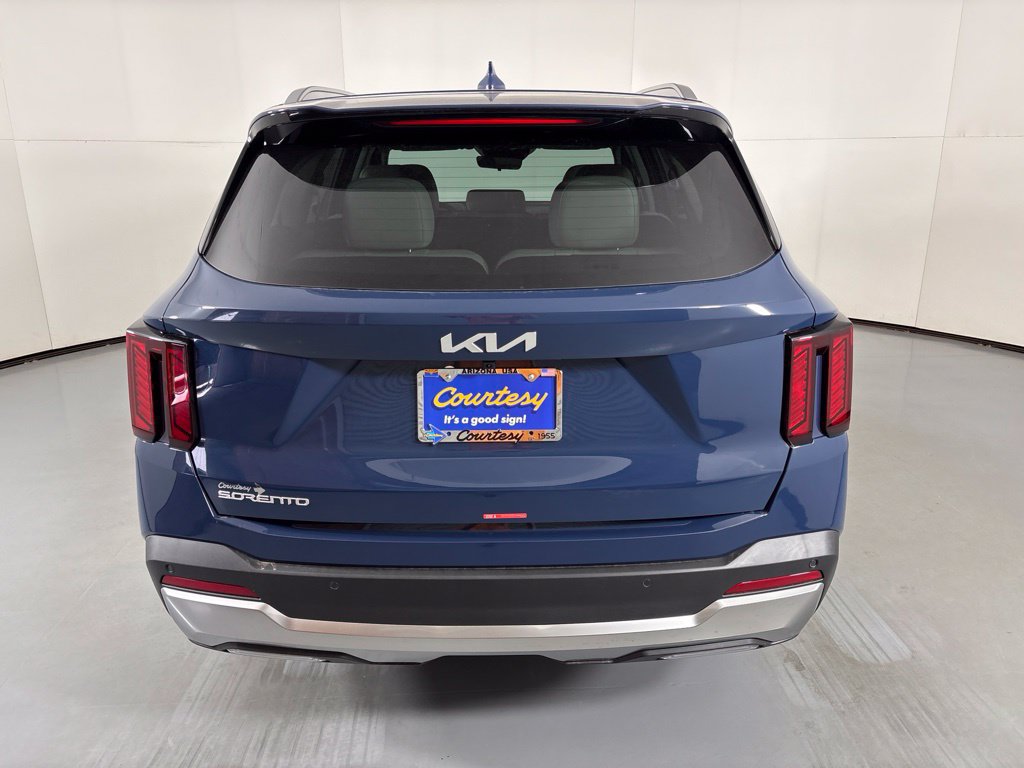 New 2026 Kia Sorento S w/ S Panoramic Sunroof Package FWD image 7