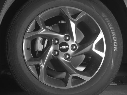 Used 2025 Chevrolet Trax LT FWD image 12