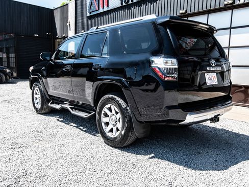 Used 2016 Toyota 4Runner Trail AWD/4WD image 8