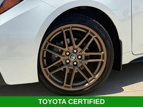 Certified 2025 Toyota Corolla SE w/ SE Premium Package FWD image 3