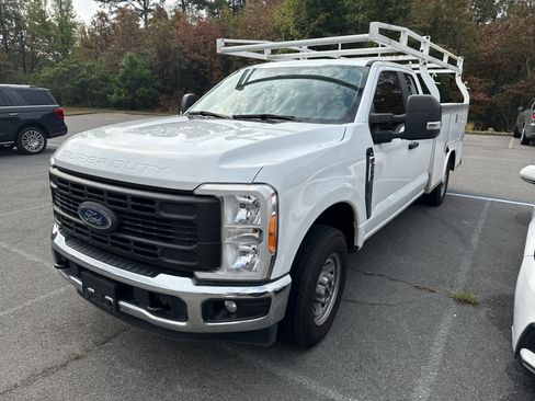 Used 2023 Ford F250 XL w/ XL Chrome Package RWD image 1