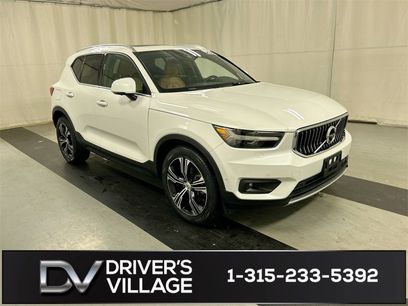 Used 2022 Volvo XC40 T5 Inscription w/ Advanced Package