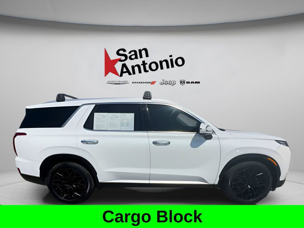 Used 2022 Hyundai Palisade SEL w/ Premium Package FWD image 16