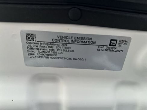 Certified 2024 Chevrolet Trax LT image 32