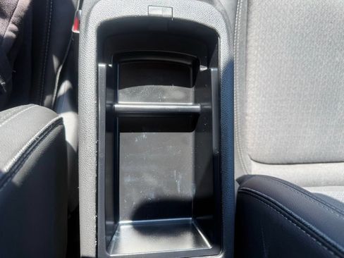 Used 2023 Buick Encore GX Preferred w/ Cold Weather Comfort Package FWD image 29