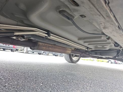 Used 2016 Ford Explorer XLT w/ Equipment Group 202A image 17