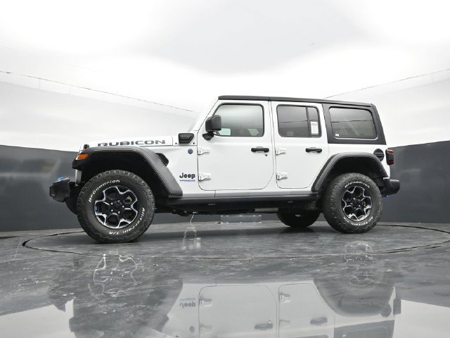 Used 2022 Jeep Wrangler Unlimited Rubicon 4xe w/ Cold Weather Group AWD/4WD image 58
