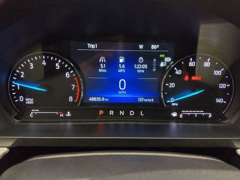 Used 2022 Ford Explorer XLT w/ Equipment Group 202A RWD image 23