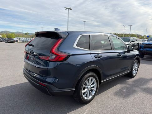 Used 2025 Honda CR-V EX image 6