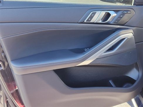 Used 2023 BMW X6 xDrive40i image 6