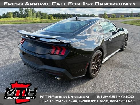 Used 2024 Ford Mustang GT Premium w/ GT Performance Package RWD image 8