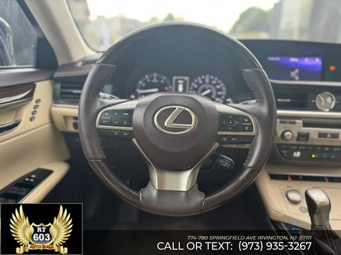 Used 2017 Lexus ES 350 w/ Navigation System Package FWD image 11