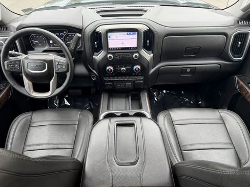 Used 2019 GMC Sierra 1500 Denali w/ Denali Ultimate Package AWD/4WD image 6