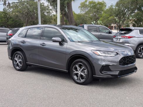 Used 2024 Honda HR-V EX-L image 2
