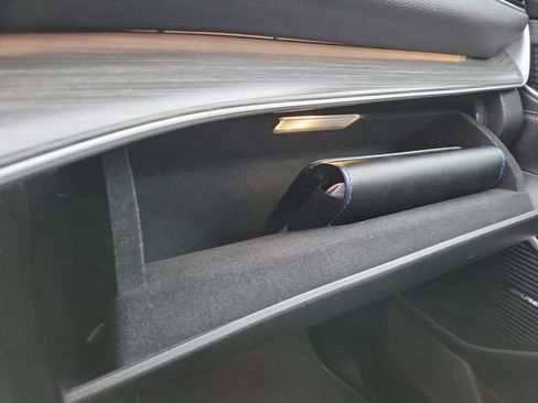 Used 2024 Jeep Wagoneer L Series II image 35