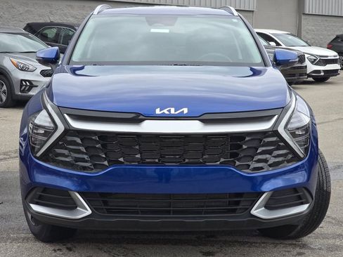Used 2024 Kia Sportage EX image 12