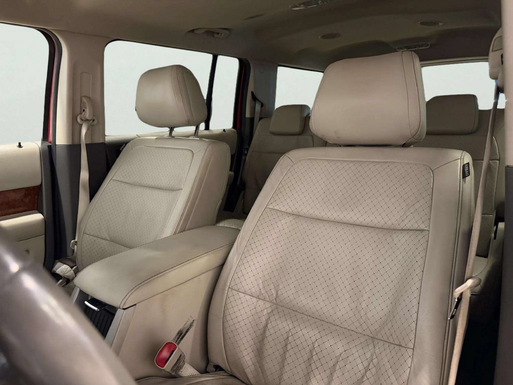 Used 2011 Ford Flex Limited FWD image 15