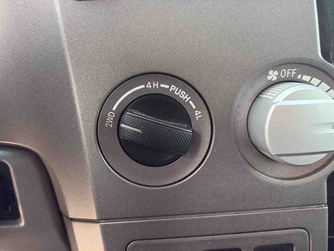 Used 2012 Toyota Tundra 4x4 Double Cab w/ TRD Off-Road Pkg image 24