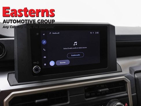 Used 2025 Toyota Tacoma SR5 AWD/4WD image 19