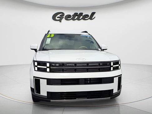 Used 2025 Hyundai Santa Fe Limited image 9