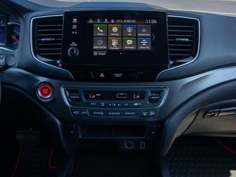 Used 2022 Honda Pilot Sport image 23