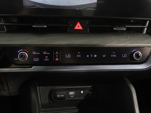 Used 2023 Kia Sportage X-Line w/ X-Line Premium Package image 17