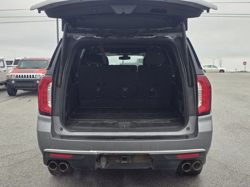 Used 2021 GMC Yukon XL Denali image 7