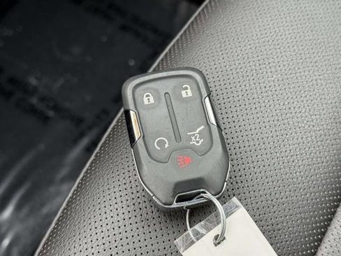 Used 2023 GMC Acadia AT4 w/ Technology Package image 36