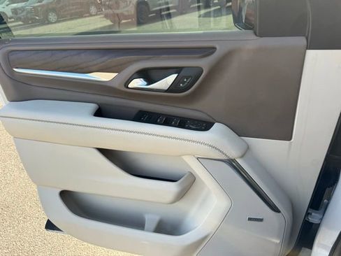 Used 2021 GMC Yukon Denali image 25