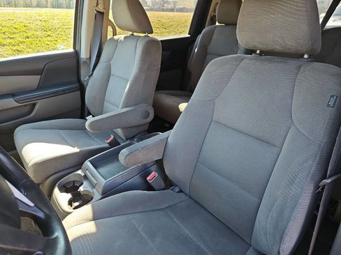 Used 2011 Honda Odyssey EX image 11